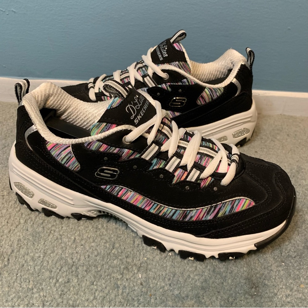Womens Skechers D'Lites Interlude Athletic Shoes Sz 7.5 11978W BKMT Black White